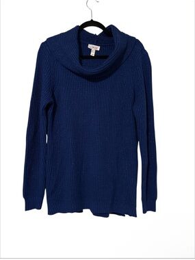 d&co. Women's Royal Blue Turtleneck Sweater